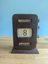 Vintage Wooden Desk Top Perpetual Rolling Date Calendar 