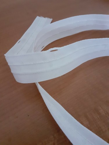 Silent gliss loop - , curtain