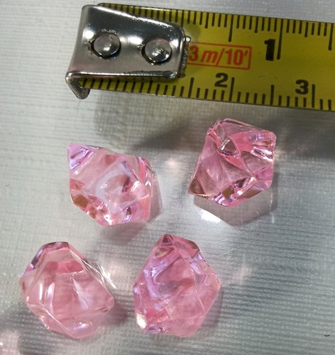 Lot pink acrylic scatter - lot,