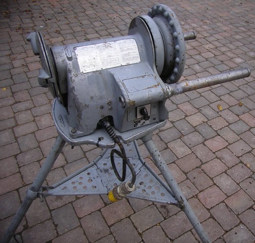 Ridgid 300 with stand - 300,