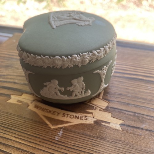 Vintage wedgewood jasperware - wedgewood,