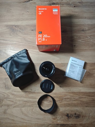 Sony 20mm full - 20mm, full-frame