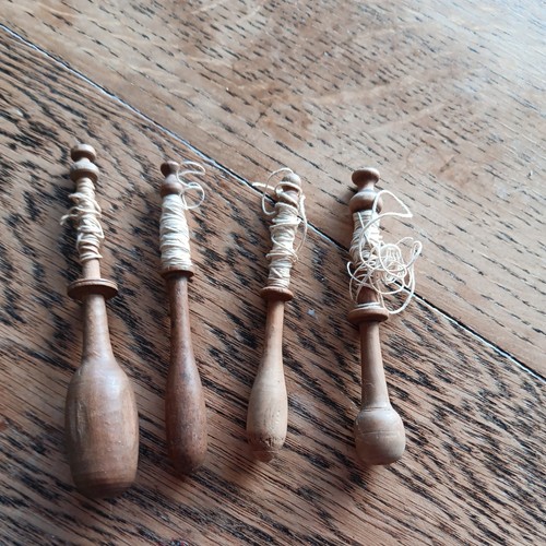 Turned wooden lace - wooden,