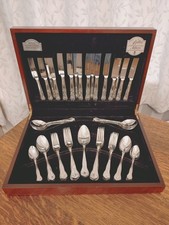 Superb 60 Piece 8 Setting