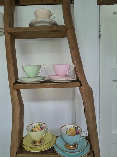 Vintage bone china harlequin - vintage,