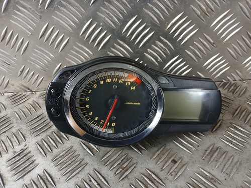 Suzuki gsf650 bandit - ,