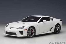 AUTOart - 1:18 Lexus LFA