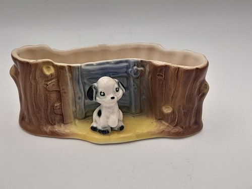 Hornsea pottery puppy near a - -,