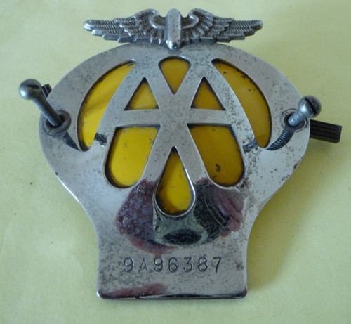 Vintage car badge 9a96387 - badge,