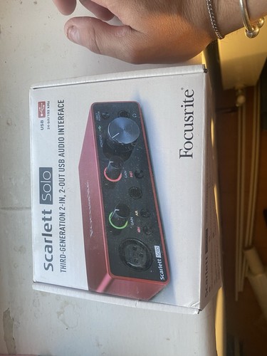 Focusrite scarlett 2i2 usb - focusrite,