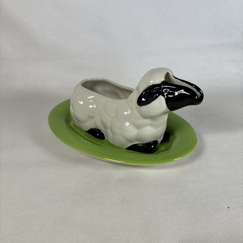 Carlton ware sheep lamb - carlton,
