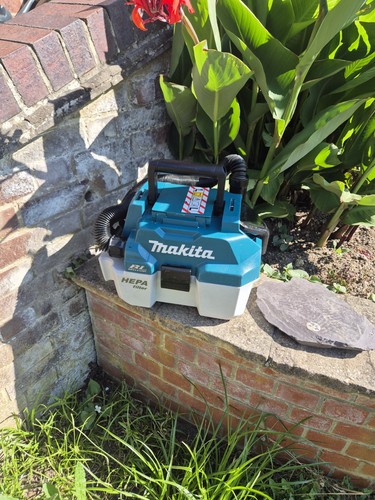 Makita dvc750lz 18v brushless - makita,