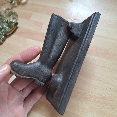 Wellington boot door knocker - boot,