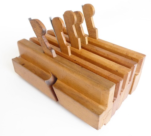 Bewley leeds moulding - of,