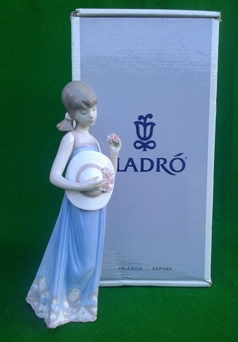 Lladro courtney boxed - -,