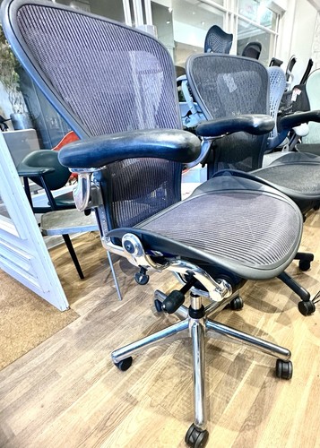 Herman miller chrome - chrome, polished