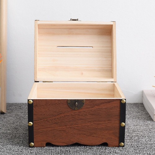 Pirate treasure chest - treasure,