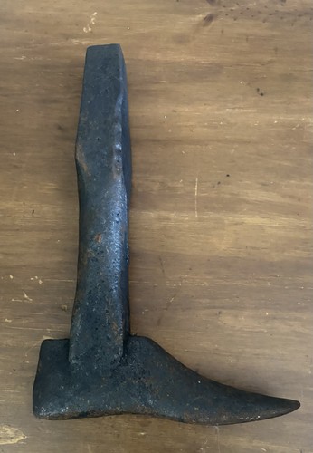 This vintage cast iron - is,