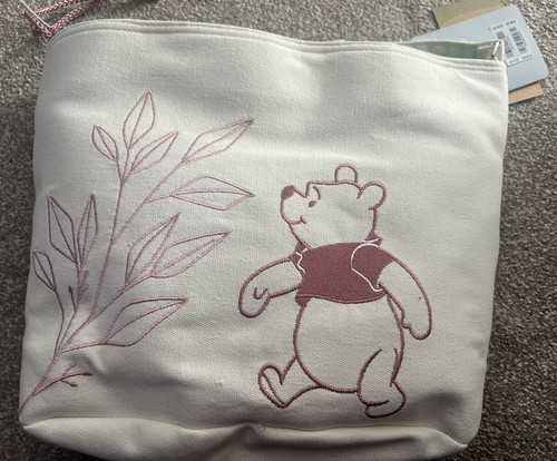 Disney store winnie the - store,