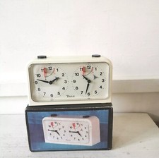 Insa Analog Chess Clock Made in Yugoslavia Cream/White Bakelite Case, boxed