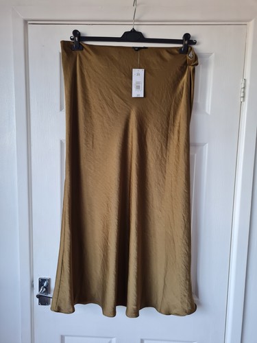 Size elasticated waist - elasticated,