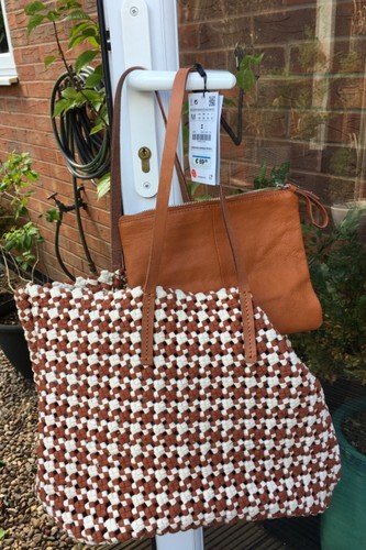 Bnwt zara real leather - zara,