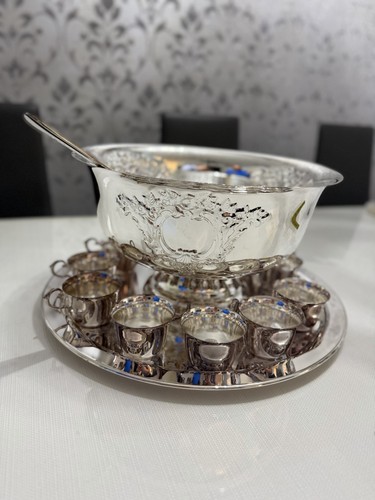 Oneida silverplate punch bowl - oneida,