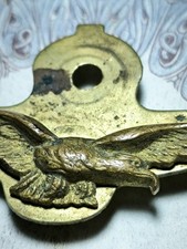 ORIGINAL BRITISH WW2 ROYAL AIR FORCE RAF EAGLE CAP BADGE PILOT ENGLAND RARE TYPE