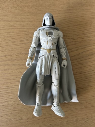 Marvel legends moon - marvel,