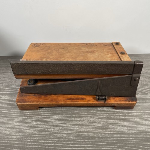 Vintage merretts paper trimmer - vintage,