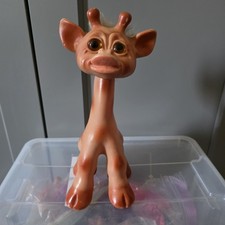 DAM GIRAFFE TROLL 1960'S