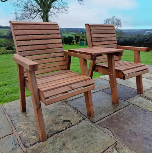 Churnet valley square - square, love