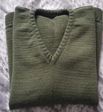 LE TRICOTEUR - V NECK GUERNSEY