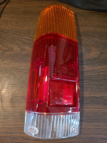 Isuzu trooper tail - isuzu, light