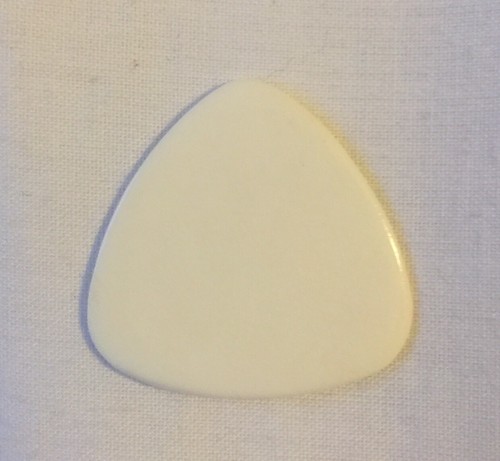 Bone guitar pick gypsy - guitar,