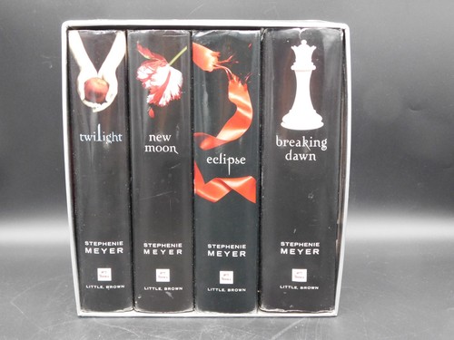 Twilight saga hardcover - saga, 4