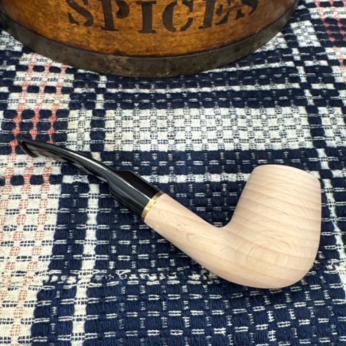 Stanwell natural wood model - stanwell,