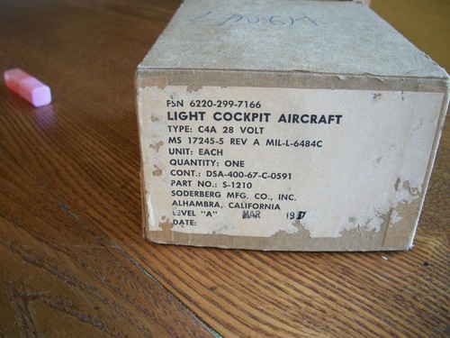 Light cockpit utility - light, aircraft