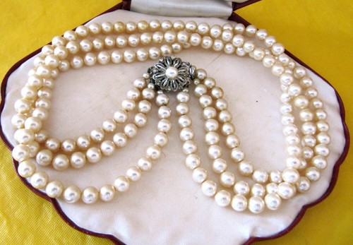 Rosita faux pearls 3xstrings - rosita,
