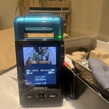 Sony MHS-PM5 HD Bloggie Digital Camera Video Camcorder W/ Fisheye Lens