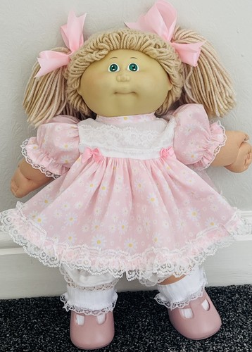 Cabbage patch dolls - dolls, clothes