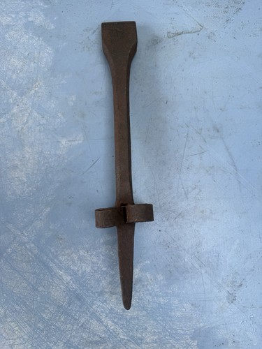 Vintage blacksmiths anvil - vintage,