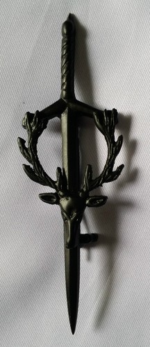 Scottish kilt pin stag head - pin,