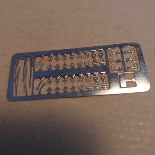 Photocut imitation seat belt - seat,