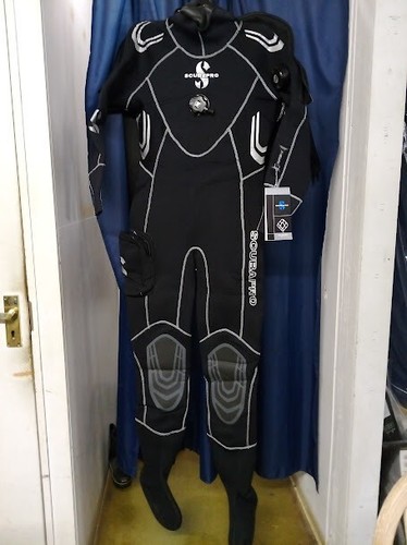 Brand new scubapro everdry - brand-new,