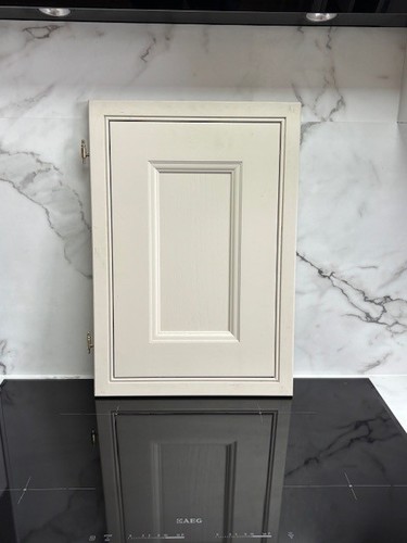 Burbidge painted ash - burbidge, shaker