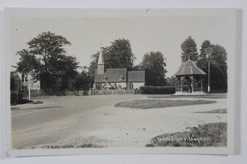 Ickenham village church - ickenham,