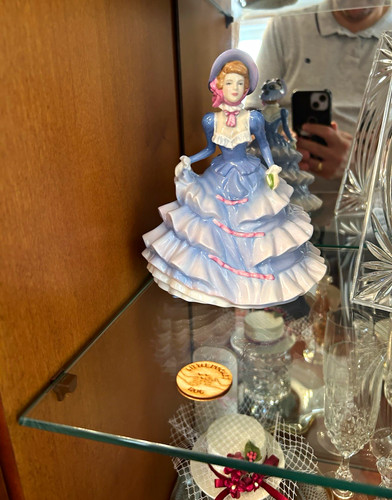 Royal doulton pretty - pretty, ladies