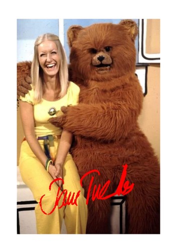 Rainbow jane tucker fondled - rainbow, by