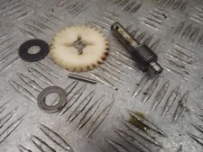 Yamaha GT80 GT1 MX80 1973-1980 Engine Oil Pump Drive Shaft & Gear